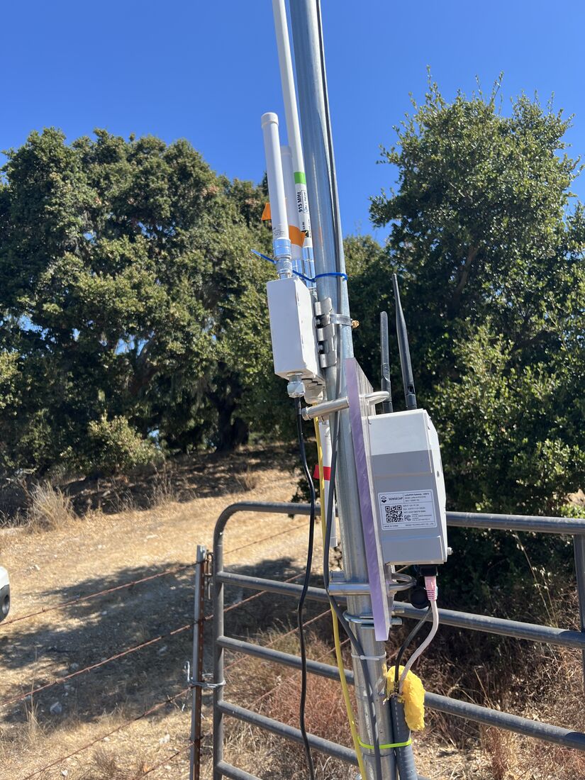 The Starlink gateway installation at the field site